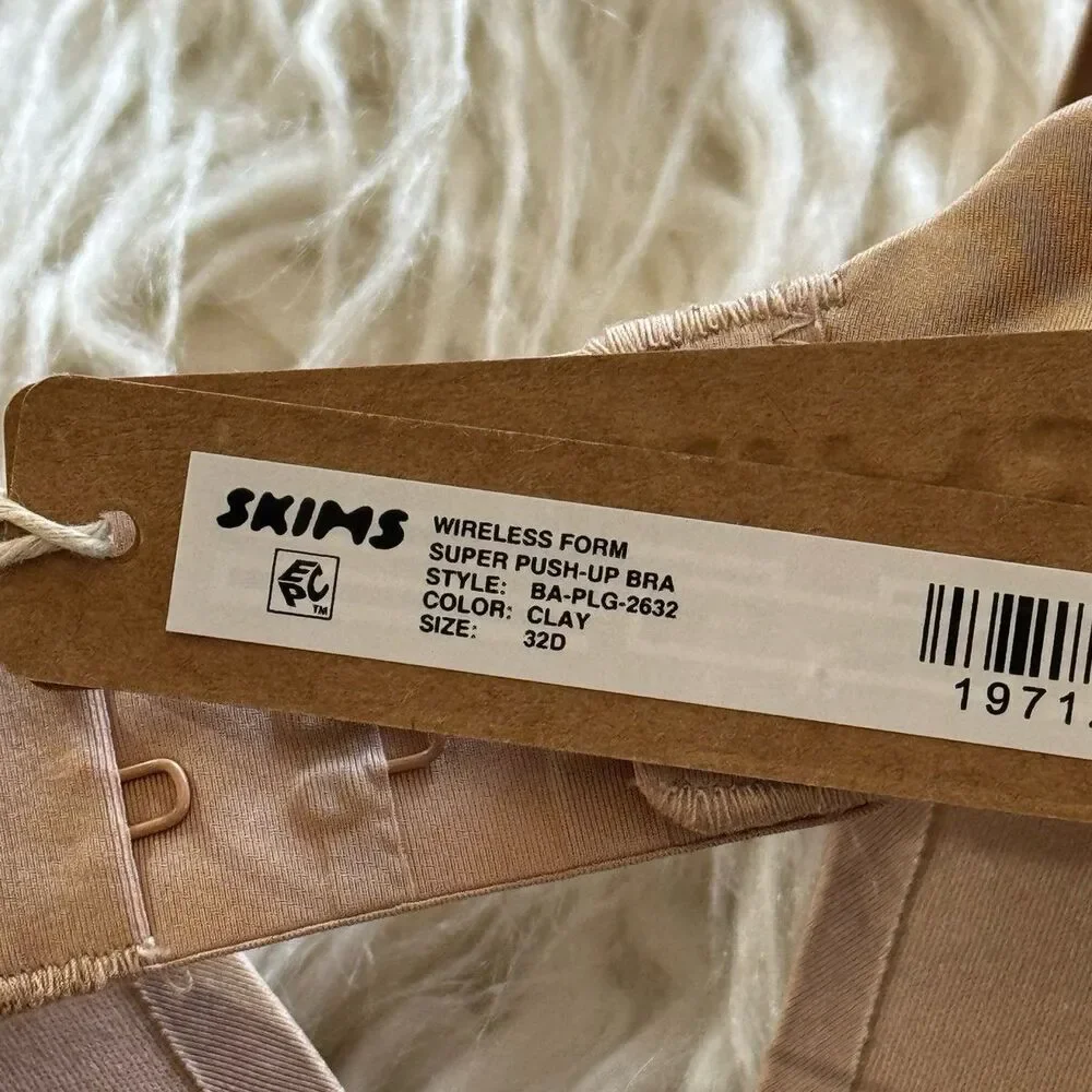 Skims Wireless Super Push up Bra Clay Size 32D - Picture 6 of 6